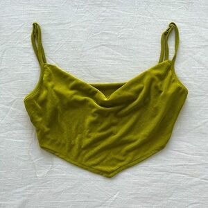 Slinky green tie-back tank 🐍